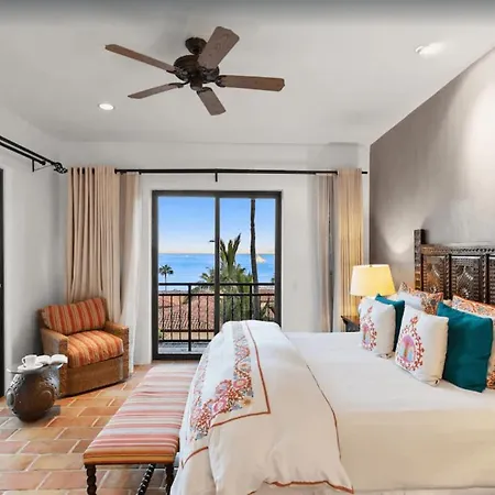 Best Executive-Style Luxury Residence On Property